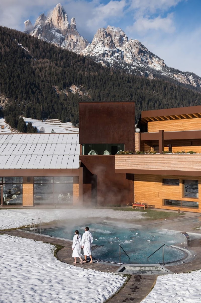 QC Terme Dolomiti - QC Terme Dolomiti Str. di Bagnes, 21, 38036 Pozza di Fassa TN, Italy