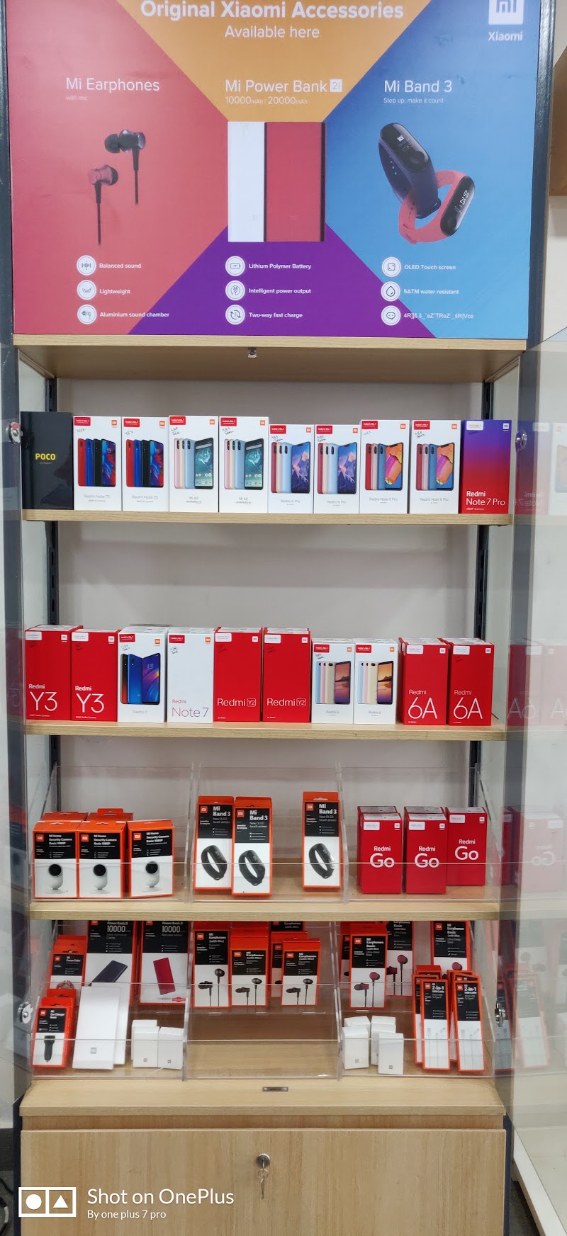 MI Store ATTABIRA - MI Store ATTABIRA, near Jio office. Infront of old cinema hall, Attabira, Odisha 768027, India