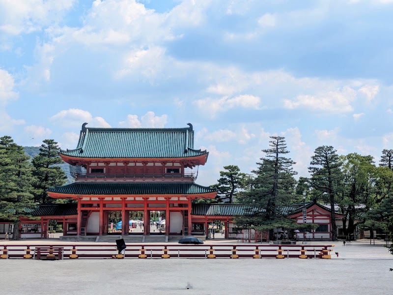 Heian-jingū Shrine - Heian-jingū Shrine 97 Okazaki Nishitennōchō, Sakyo Ward, Kyoto, 606-8341, Japan