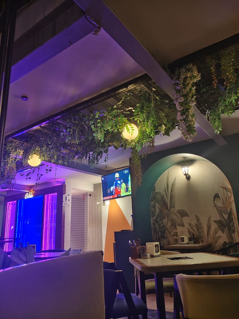 Celeb's Rooftop Pub and Kitchen - Whitefield - Celeb's Rooftop Pub and Kitchen - Whitefield Siddhapura Main Rd, above Chowki Multi Cuisine Bar and Kitchen, Nallurhalli, Whitefield, Bengaluru, Karnataka 560066, India