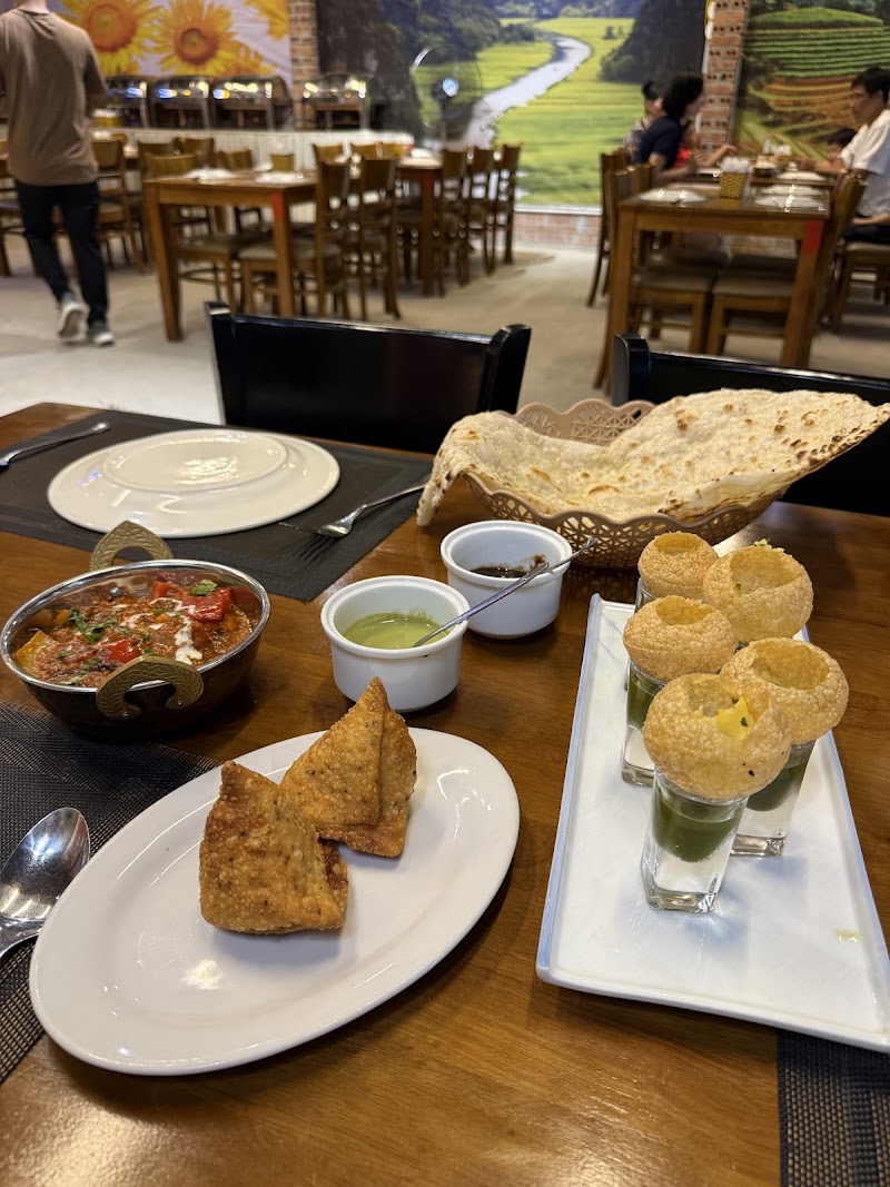 Kadhai Indian Restaurant & Bar - Kadhai Indian Restaurant & Bar 6W7M + JH, Hoa Lư, Đam Khê Ngoài, Nam Hoa Lư, Ninh Bình 430000, Vietnam