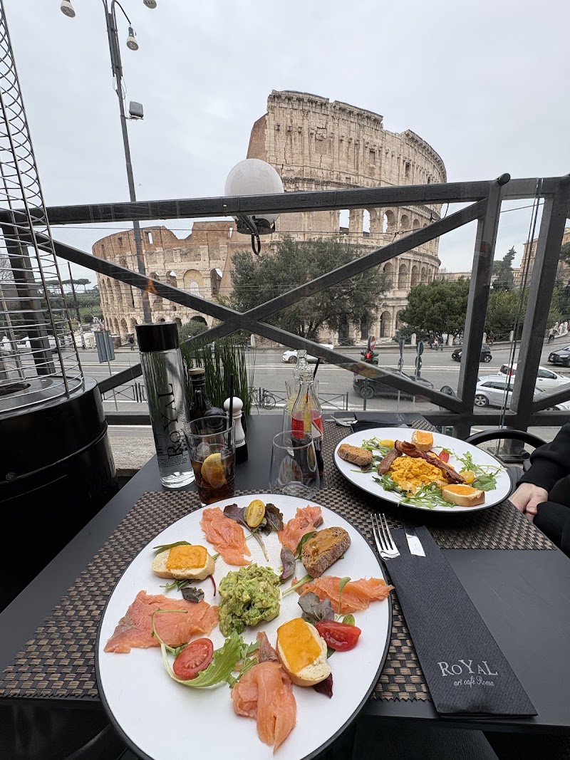 RoYaL Art Cafè - RoYaL Art Cafè P.za del Colosseo, 1, 00184 Roma RM, Italy