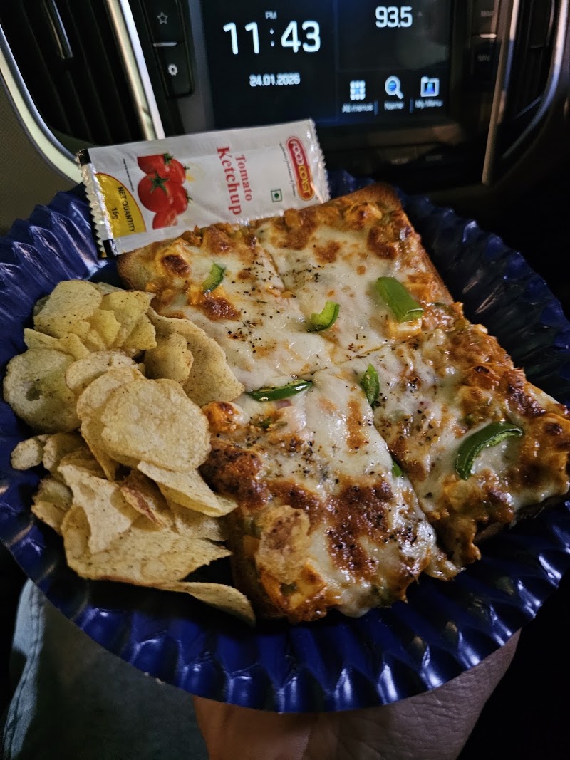 Lotus Hut Cafe - Lotus Hut Cafe PVCG+88P, Mahatma Gandhi Rd, Next To Amrit, Residency, South Tukoganj, Indore, Madhya Pradesh 452001, India