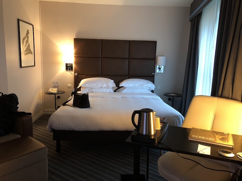 The Atrium Hotel & Conference Centre, Paris CDG Airport by Penta - The Atrium Hotel & Conference Centre, Paris CDG Airport by Penta, 351 Av. du Bois de la Pie, 95700 Roissy-en-France, France