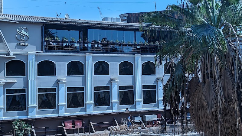 Imperial Boat (Venue Lounge And Bar) - Imperial Boat (Venue Lounge And Bar), الجزيره، Zamalek, Cairo Governorate 4270163, Egypt