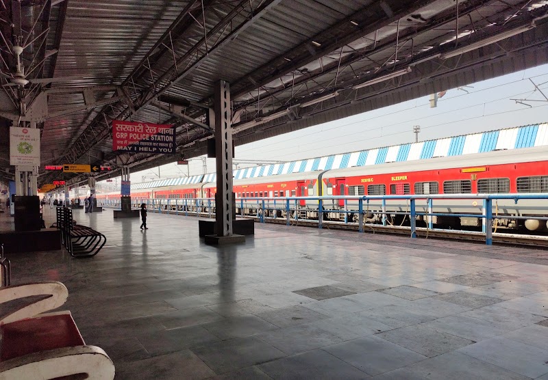 Hatia railway station - Hatia railway station, Hatia, Hatia Railway Colony Type II, Maharatoli, Ranchi, Jharkhand 834003, India