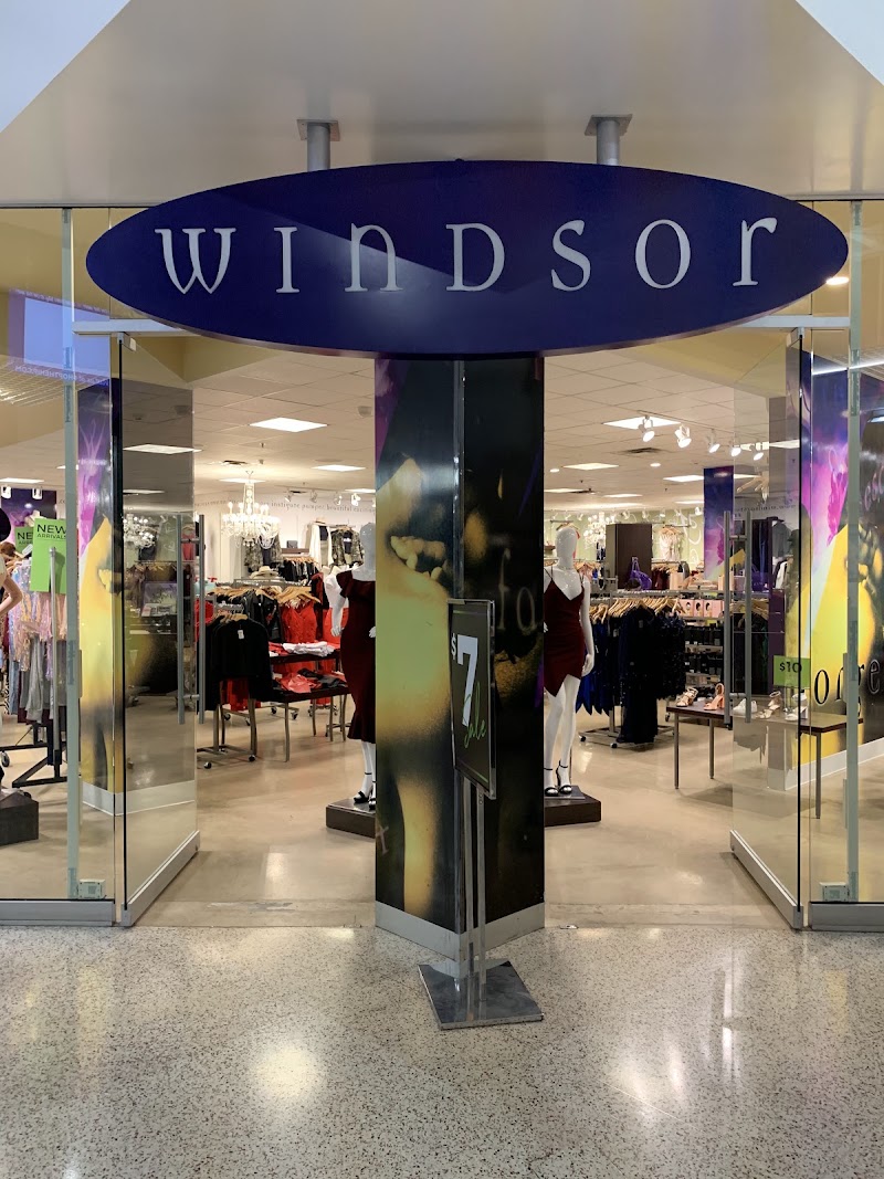 Windsor - Windsor 4200E N Harlem Ave, Norridge, IL 60706, USA