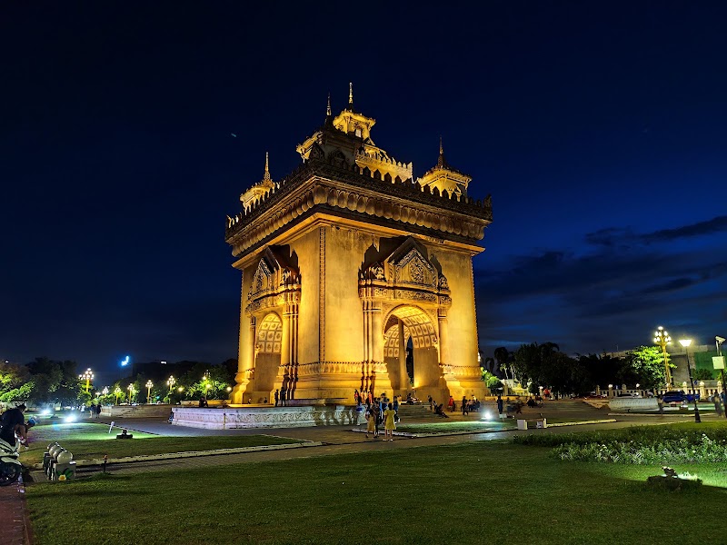 Patuxai - Patuxai, Ave Lane Xang, Vientiane, Laos