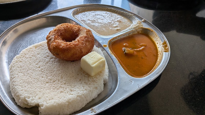 Pavithra Idli Hotel - Pavithra Idli Hotel, NH 48, near Karnataka Bank ATM, Kyathsandra Bus Stop, Kyathasandra, Tumakur, Karnataka 572104, India