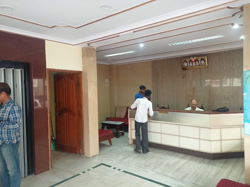 Sangeetha Lodge - Sangeetha Lodge, 8J6X+G96, NARAYANSHASTRY ROAD, Devaraja Mohalla, Shivarampet, URS ROAD, Mysuru, Karnataka 570001, India