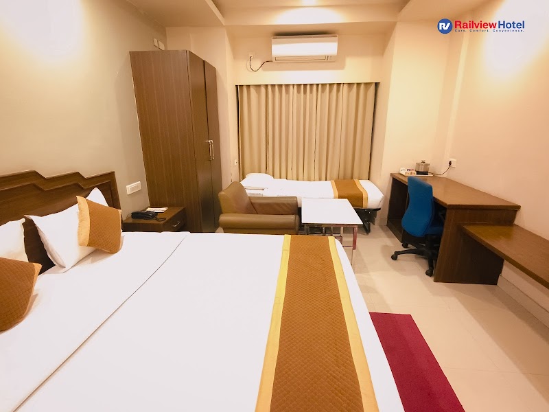 Hotel Railview Bhubaneswar - Hotel Railview Bhubaneswar 200 meters from Platform-1, 19, Lane No. 11, Ashok Nagar, Bhubaneswar, Odisha 751009, India