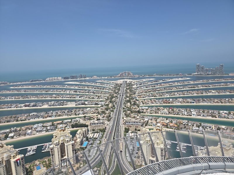 The View Palm Jumeirah - The View Palm Jumeirah Palm Jumeirah Rd - The Palm Tower - 52nd Floor - نخلة جميرا - دبي - United Arab Emirates