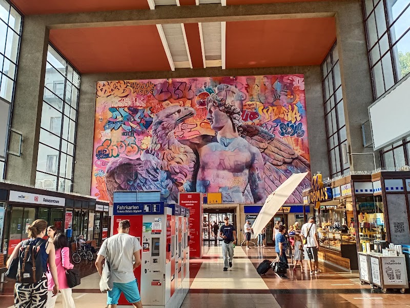 Heidelberg Hauptbahnhof - Heidelberg Hauptbahnhof, Willy-Brandt-Platz 5, 69115 Heidelberg, Germany