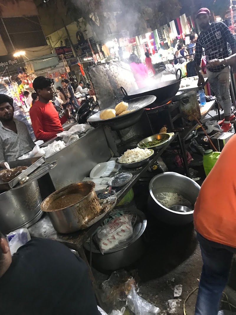 Chhole Bhature Shop - Chhole Bhature Shop H3WJ+G9W, Gali No 4, Mahavir Enclave I, Mahavir Enclave Part 2, Mahavir Enclave, New Delhi, Delhi, 110045, India