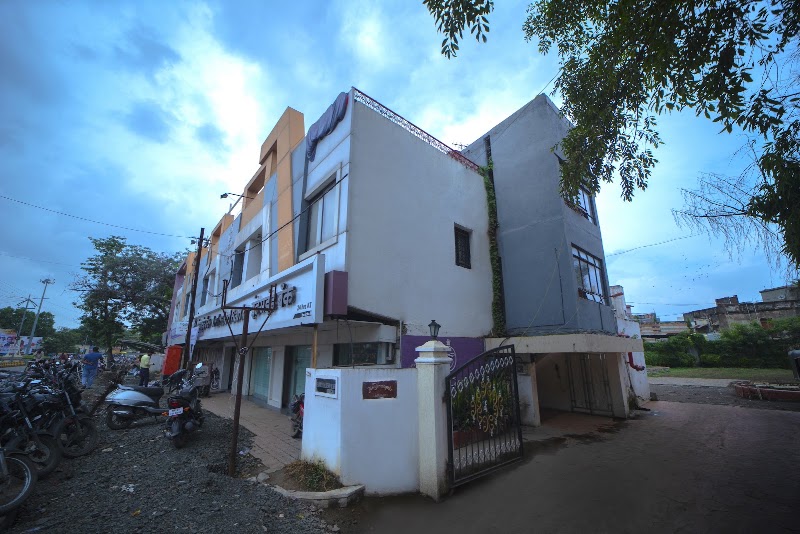 Tirumala Hotel Amravati