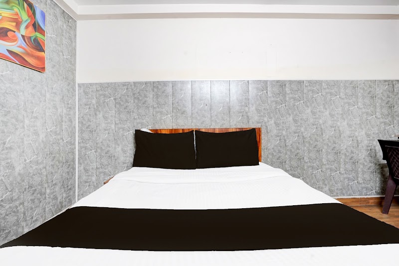 Hotel O by OYO Knights Inn - Hotel O by OYO Knights Inn, M1, Defence Colony, Bhopura, Sahibabad, Ghaziabad, Uttar Pradesh 201006, India