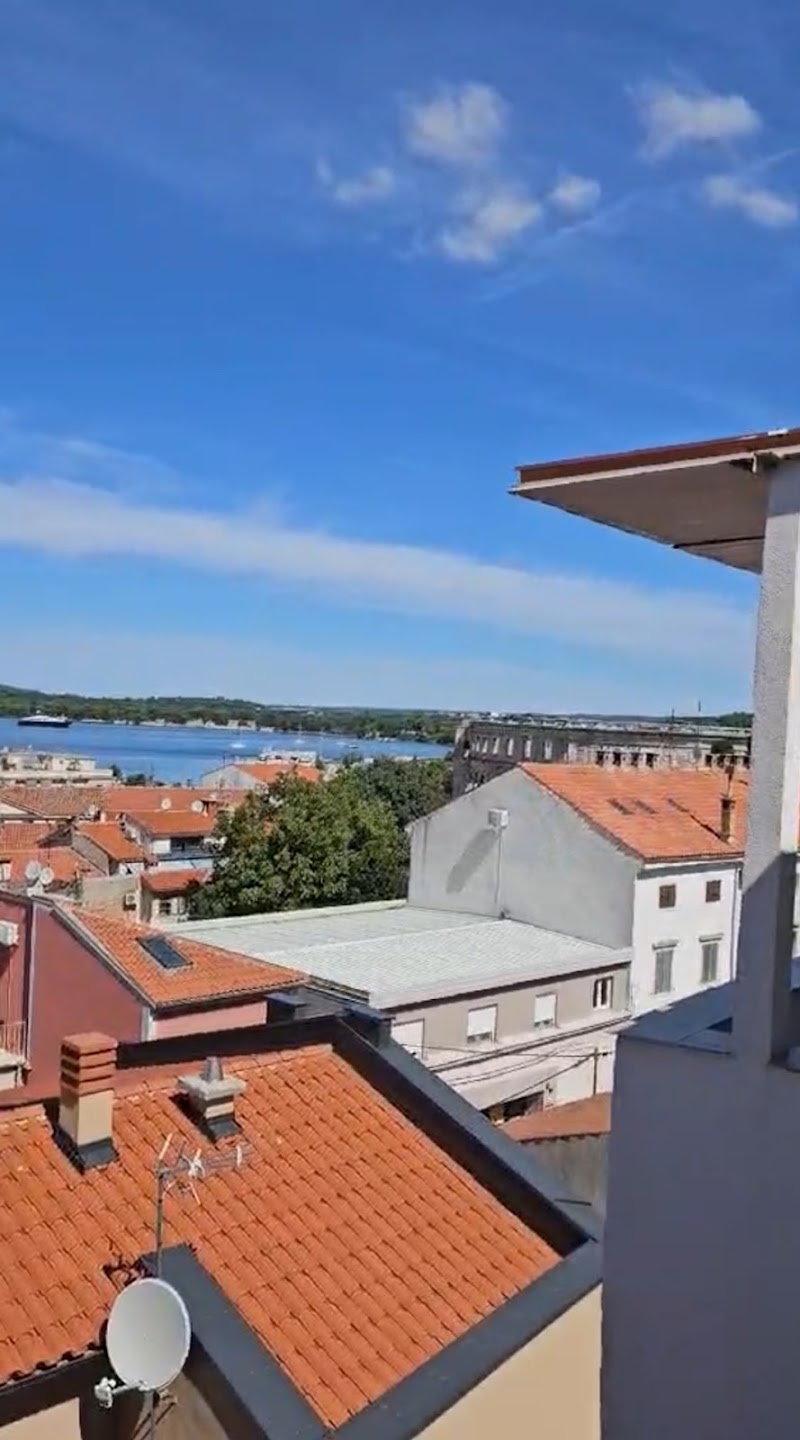 Crolivia Apartments near Arena, center of Pula - Crolivia Apartments near Arena, center of Pula Ul. Croazia 3, 52100, Pula, Croatia