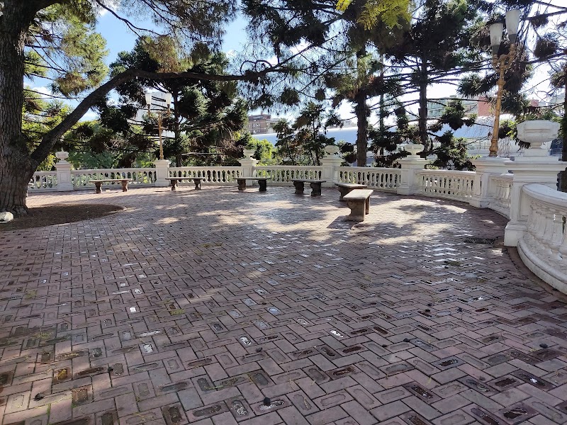 Plaza Barrancas de Belgrano - Plaza Barrancas de Belgrano, C. La Pampa 1629, C1428EAA Cdad. Autónoma de Buenos Aires, Argentina