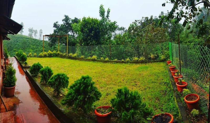 ​Whispering Falls Resort Valparai - ​Whispering Falls Resort Valparai Valparai - Athirapilli Road Valparai, Sholayar Dam City, Pariyaram, Tamil Nadu 642125, India
