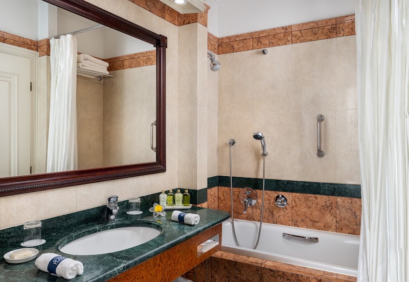 Carlsbad Plaza Medical Spa & Wellness Hotel - Carlsbad Plaza Medical Spa & Wellness Hotel, Mariánskolázeňská 25, 360 01 Karlovy Vary-Karlovy Vary 1, Czechia
