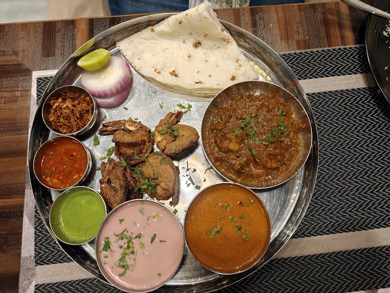 Konkan Queen seafood family Restaurant - Konkan Queen seafood family Restaurant, Tirupati CHS, Seawoods West, Sector 44, Seawoods, Navi Mumbai, Maharashtra 400706, India