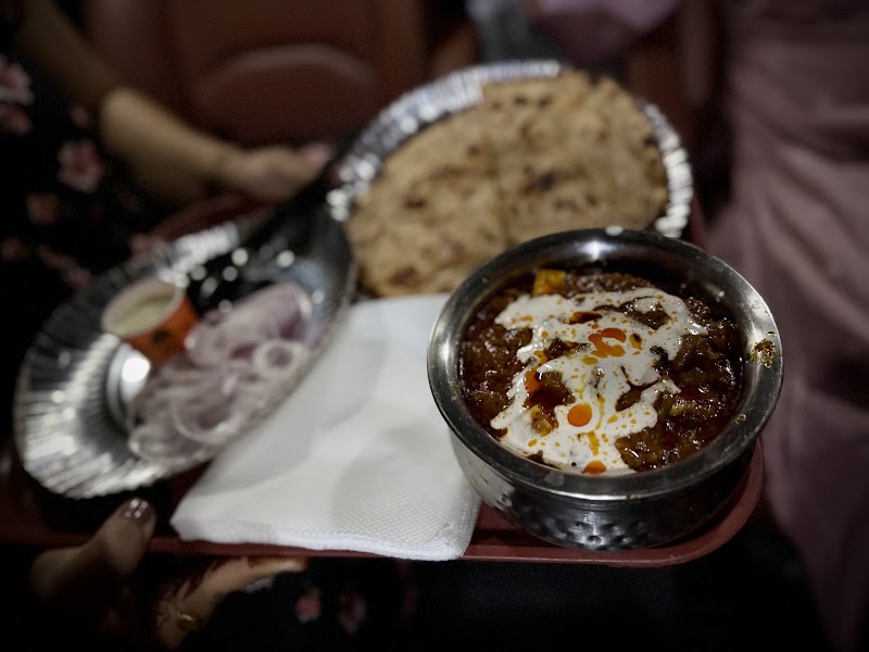 Qureshi's Kabab Corner - Qureshi's Kabab Corner G-44A, The Sapphire Sohna Road Opp. Orchid Park, Orchid Petals, Block S, Uppal Southend, Sector 49, Gurugram, Haryana 122018, India