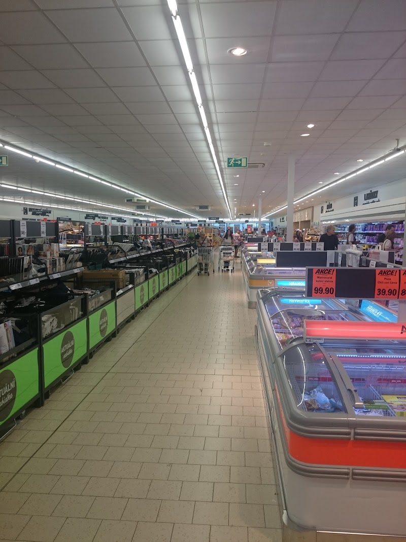 Lidl - Lidl Slánská 1699/1a, 163 00 Praha 17, Czechia