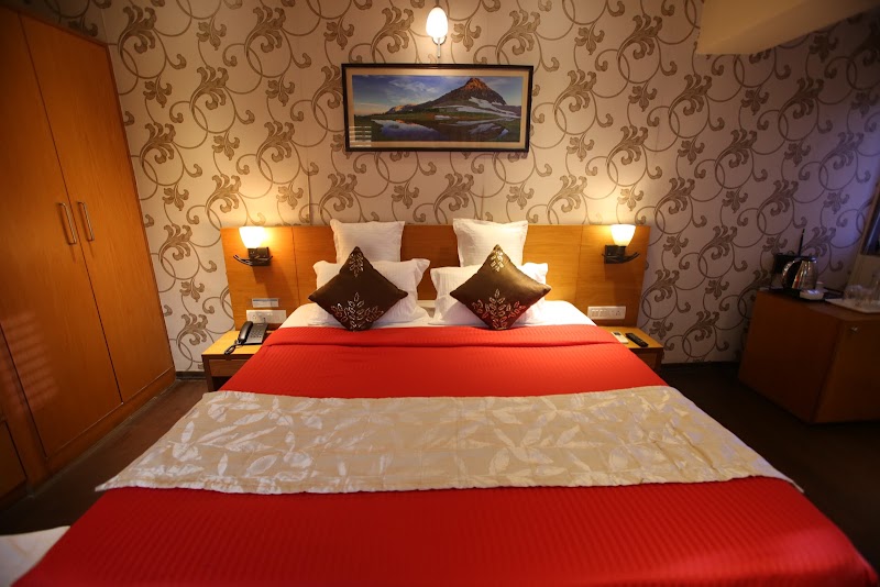 Motel Visava - Motel Visava, Mumbai- Goa Highway, NH 66, behind HP Petrol Pump, Mahad, Chambhar Khind, Maharashtra 402301, India