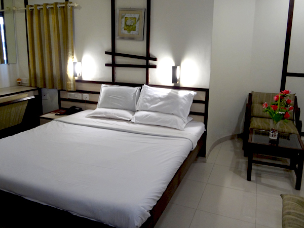 Hotel Airport Residency - Hotel Airport Residency, Subhash Bridge, Sardarnagar, Hansol, Ahmedabad, Gujarat 382475, India