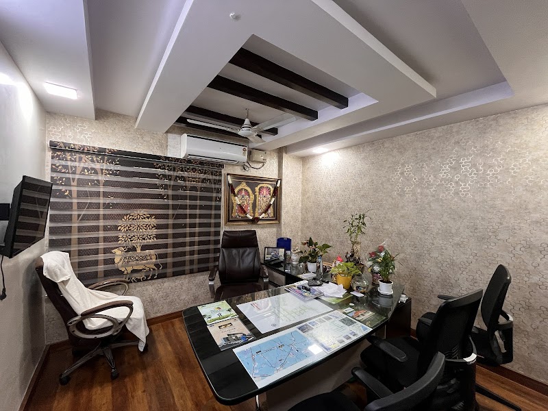 Pranav Developers - Farm Houses,Open Plots,Villas,Farm Lands - Pranav Developers - Farm Houses,Open Plots,Villas,Farm Lands, Kelam classic apartment, 204, Old Somalamma Temple Rd, Syamala Nagar, Gandhipuram, Rajamahendravaram, Andhra Pradesh 533103, India