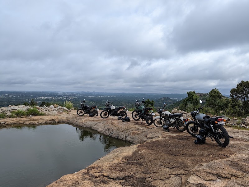 Muthurayaswamy Betta - Muthurayaswamy Betta Unnamed Road, Bettahalli Kaval, Ravugodlu, Karnataka 562112, India