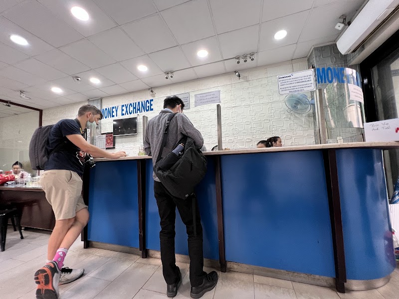 Quầy Thu đổi Ngoại tệ Eximbank 59 - Quầy Thu đổi Ngoại tệ Eximbank 59, 135 Đồng Khởi, Sài Gòn, Hồ Chí Minh, Vietnam