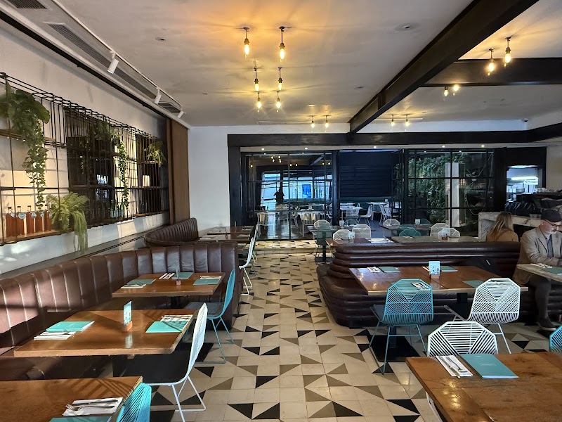Sisterfields - Sisterfields, Jl. Kayu Cendana No.7, Seminyak, Kec. Kuta Utara, Kabupaten Badung, Bali 80361, Indonesia