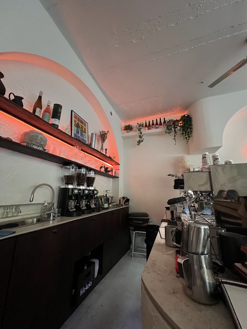 CAFE LUZ - CAFE LUZ Brüsseler Str. 66, 50674 Köln, Germany