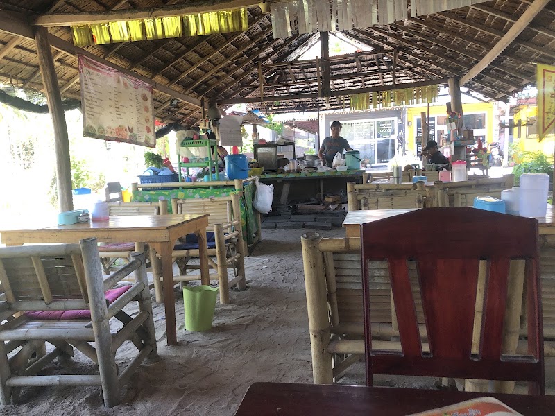Ba Nid’s Isan Food - Ba Nid’s Isan Food QX38+V85, Ko Pha-ngan, Ko Pha-ngan District, Surat Thani 84280, Thailand