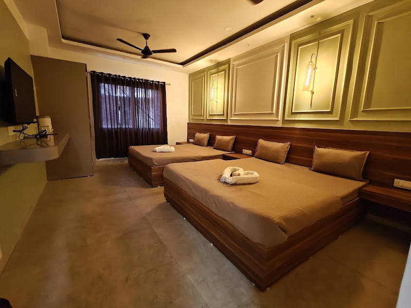 MEGHDOOT INN - MEGHDOOT INN Gandhi chowk, Front, Subhash Marg, off Sai Medical, Pachmarhi, Pachmarhi Cantt, Madhya Pradesh 461881, India