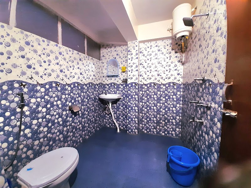 Crown Ville Guest House !! Direct Kunchanjunga Mountain View !! Hotels in Darjeeling !! Hill View !! Near Mall Road - Crown Ville Guest House !! Direct Kunchanjunga Mountain View !! Hotels in Darjeeling !! Hill View !! Near Mall Road 10/1- A, Cooch behar road, near T.v tower, below Junior B.T College, Tungsung Basti, Darjeeling, West Bengal 734101, India