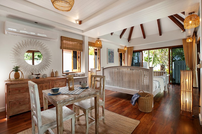 Soul Villas Phuket Beachfront Private Pool Villas - Soul Villas Phuket Beachfront Private Pool Villas, 5/13, 5/16-18, Cape Panwa, ตำบล วิชิต Phuket, ภูเก็ต 83000, Thailand