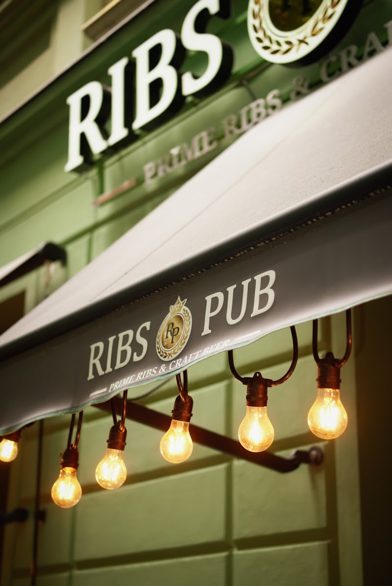 Ribs&Pub - Ribs&Pub, Hviezdoslavovo námestie 170/13, 811 02 Bratislava-Staré Mesto, Slovakia