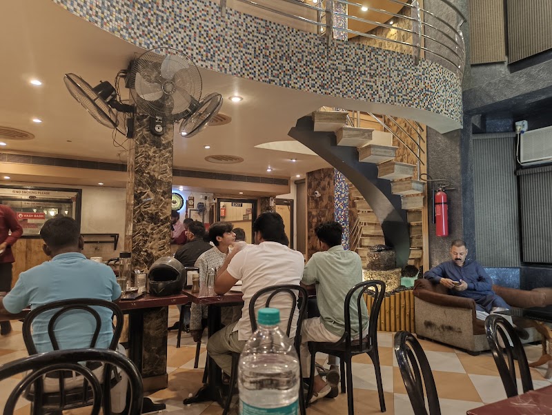 Royal Firdous Restaurant Since 1979(Aerodrome circle) - Royal Firdous Restaurant Since 1979(Aerodrome circle) Shop no. 10, DCM road, opp. Aakash mall, Aerodrome Cir, Dhanmandi, Kota, Rajasthan 324005, India