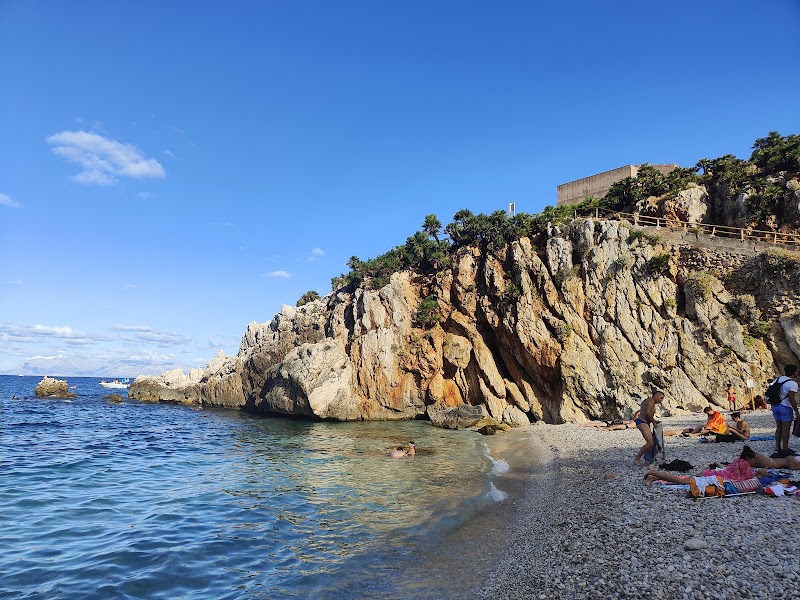 Spiaggia Riserva Naturale Orientata dello Zingaro - Spiaggia Riserva Naturale Orientata dello Zingaro Tonnarella dell'Uzzo, 91030 San Vito Lo Capo TP, Italy