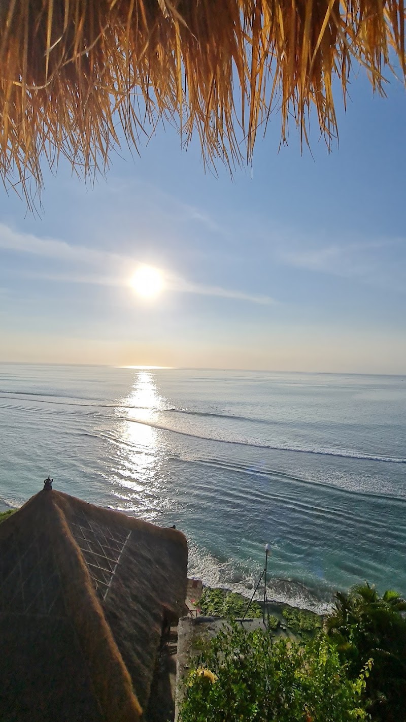 Bingin Cliff house - Bingin Cliff house, 54V7+RMF, Jl. Pantai Bingin, Pecatu, Kec. Kuta Sel., Kabupaten Badung, Bali 80361, Indonesia