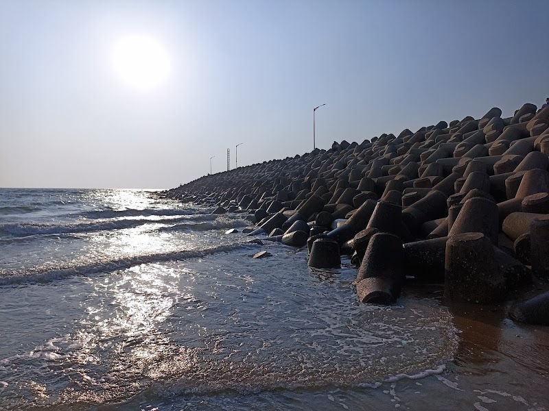 Kodi Sea Walk Viewpoint - Kodi Sea Walk Viewpoint JMJ7+8RG, Kodi Beach Rd, Karnataka 576217, India