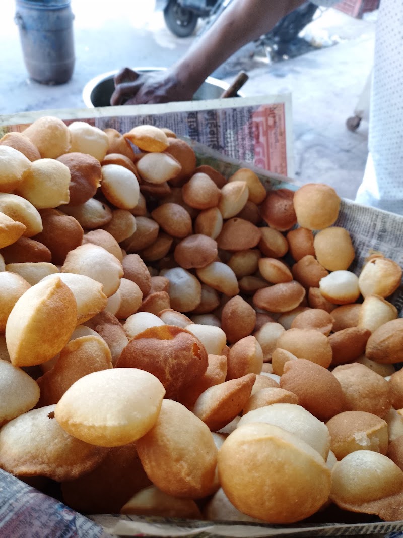 Babu Ram Gol Gappe Wale - Babu Ram Gol Gappe Wale 2983, Sitaram Bazar Rd, Bazar Sirkiwalan, Hauz Qazi, Chandni Chowk, New Delhi, Delhi, 110006, India