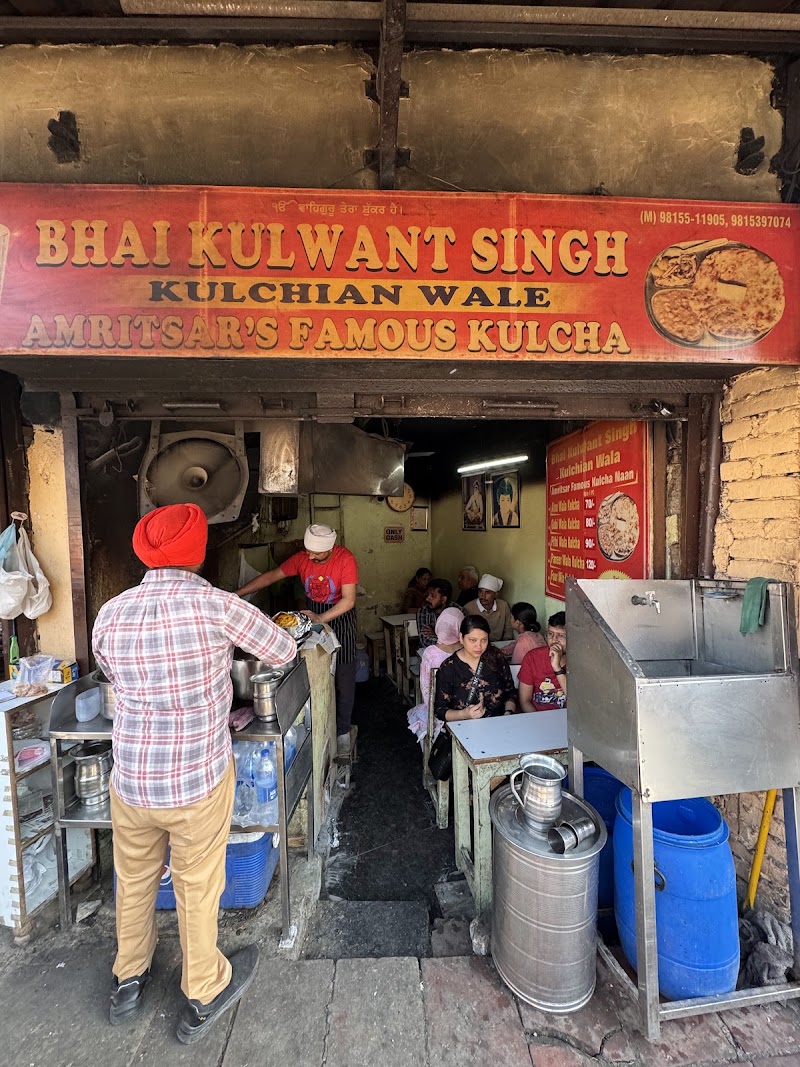 Bhai Kulwant Singh Kulchian Wale - Bhai Kulwant Singh Kulchian Wale Bazar Bikaneria, Near Golden Temple, Katra Ahluwalia, Katra Ahluwalia, Amritsar, Amritsar Cantt., Punjab 143006, India