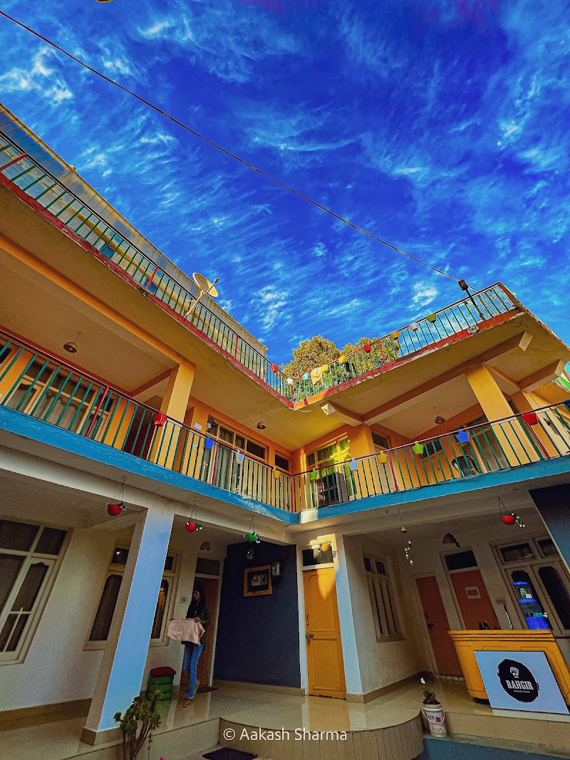 Rahgir Hostel - Rahgir Hostel, temple, behind Bhagsunag Road, Bhagsu Nag, McLeod Ganj, Dharamshala, Himachal Pradesh 176216, India
