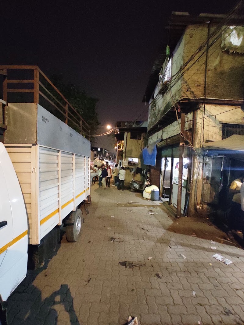 Ahle Hadees Masjid - Ahle Hadees Masjid, 3V38+6CP, Prem Nagar Rd, Naik Nagar, Dharavi, Mumbai, Maharashtra 400022, India