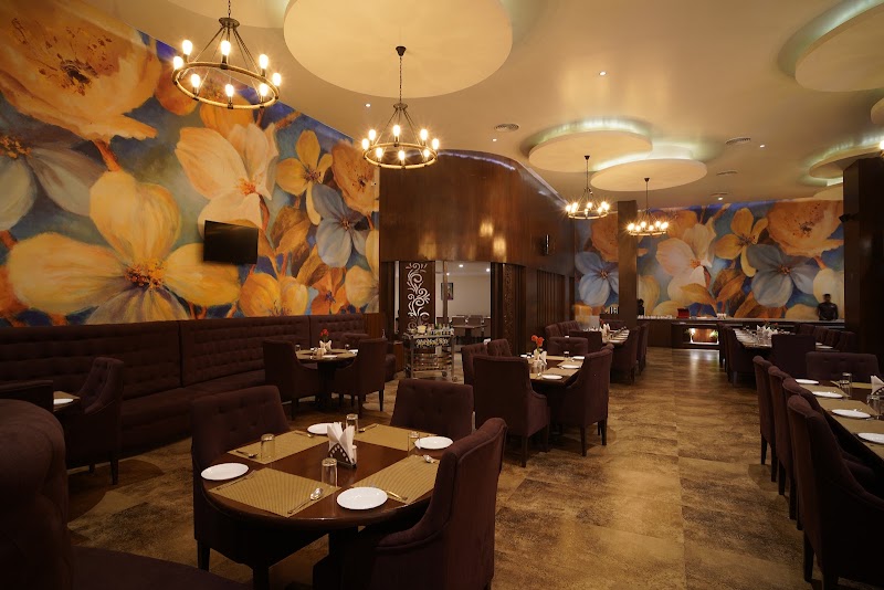 The Table Restaurant - The Table Restaurant | Inside Hotel The Roman Park, Pulgaon Rd, near Shivnath River, Durg, Chhattisgarh 491001, India