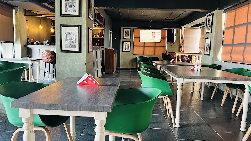 De Fleur Hotel - De Fleur Hotel 285, Mission Street, Laporte St, Corner, Puducherry, 605001, India