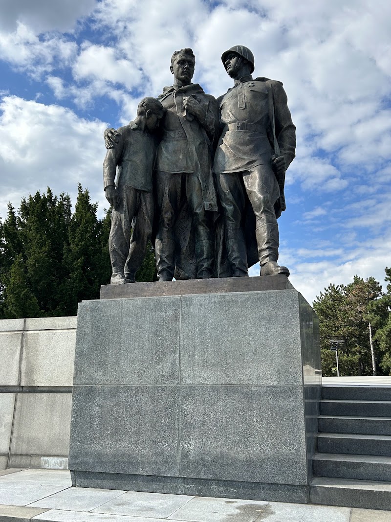 Slavín - Slavín, Pažického, 811 04 Bratislava-Staré Mesto, Slovakia